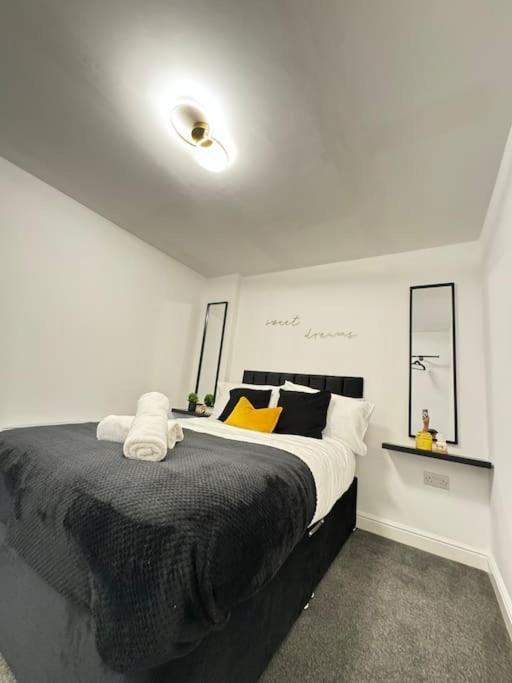 Luxury Cozy 3 Bed Apartment 5Mins From City - Free Parking! Nottingham Eksteriør bilde