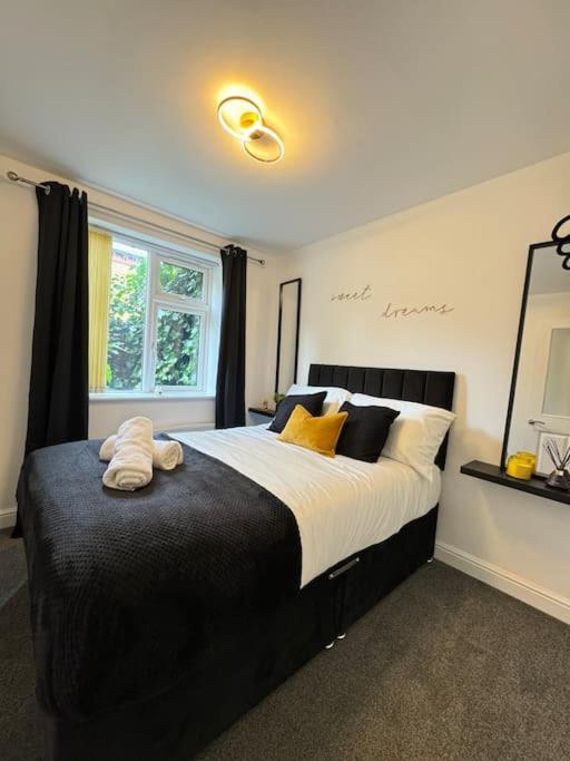 Luxury Cozy 3 Bed Apartment 5Mins From City - Free Parking! Nottingham Eksteriør bilde